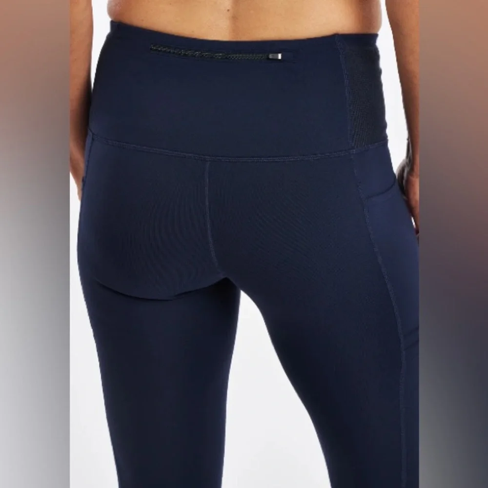 Oiselle Pocket Jogger 3/4 Tights size 6 NWT - Picture 3 of 8